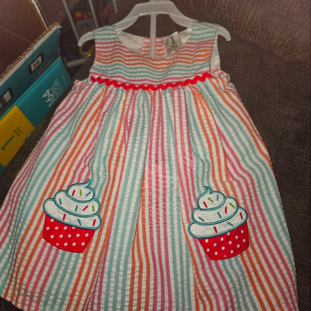 LIKE NEW RARE EDITIONS STRIPED CUPCAKE BIRTHDAY SLEEVELESS TANK DRESS W BOTTOMS